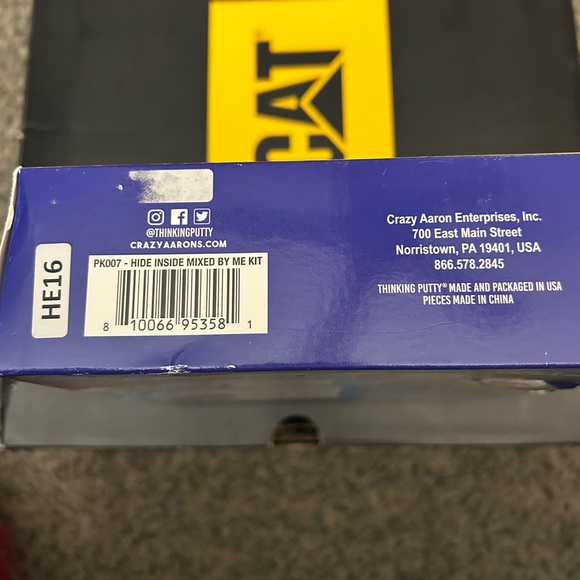 Create your own Thinking Putty! NIP Crazy Aaron’s Hide Inside & Mixed by Me Kit! - Picture 6 of 6